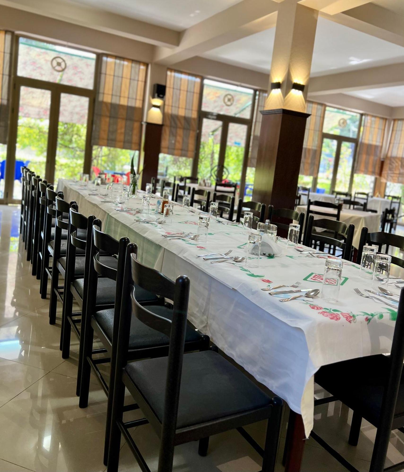 Villa Niku Berat Bagian luar foto